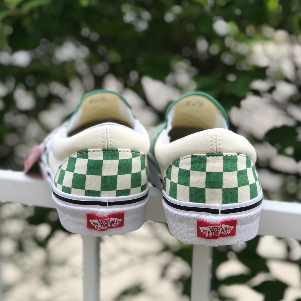 LAST! NWT Vans Checkerboard Grass Green Slip-On - Picture 4 of 8